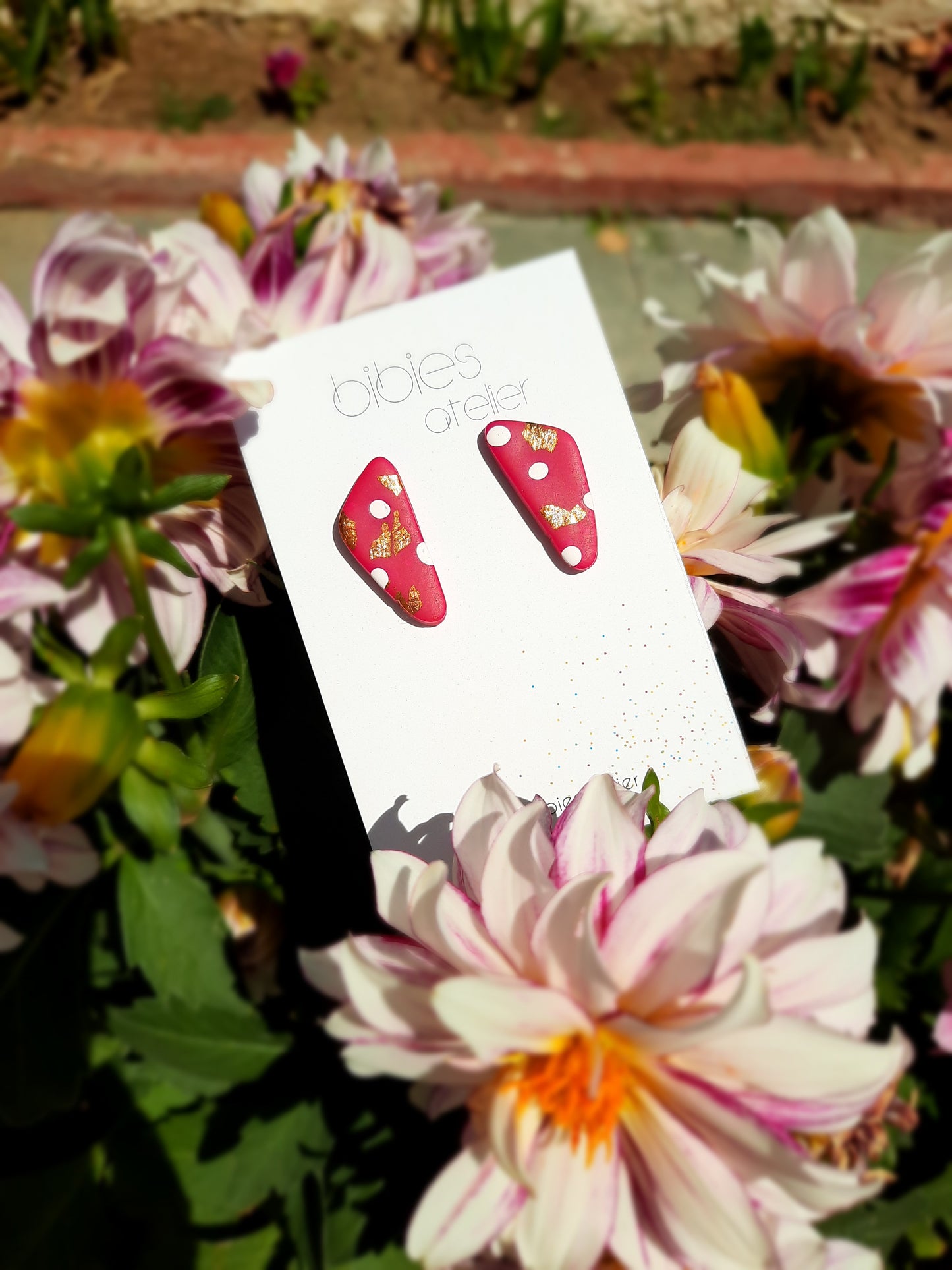 Fuchsia Glow Polymer Clay Earrings – Irregular Triangle with White & Rose Sparkle