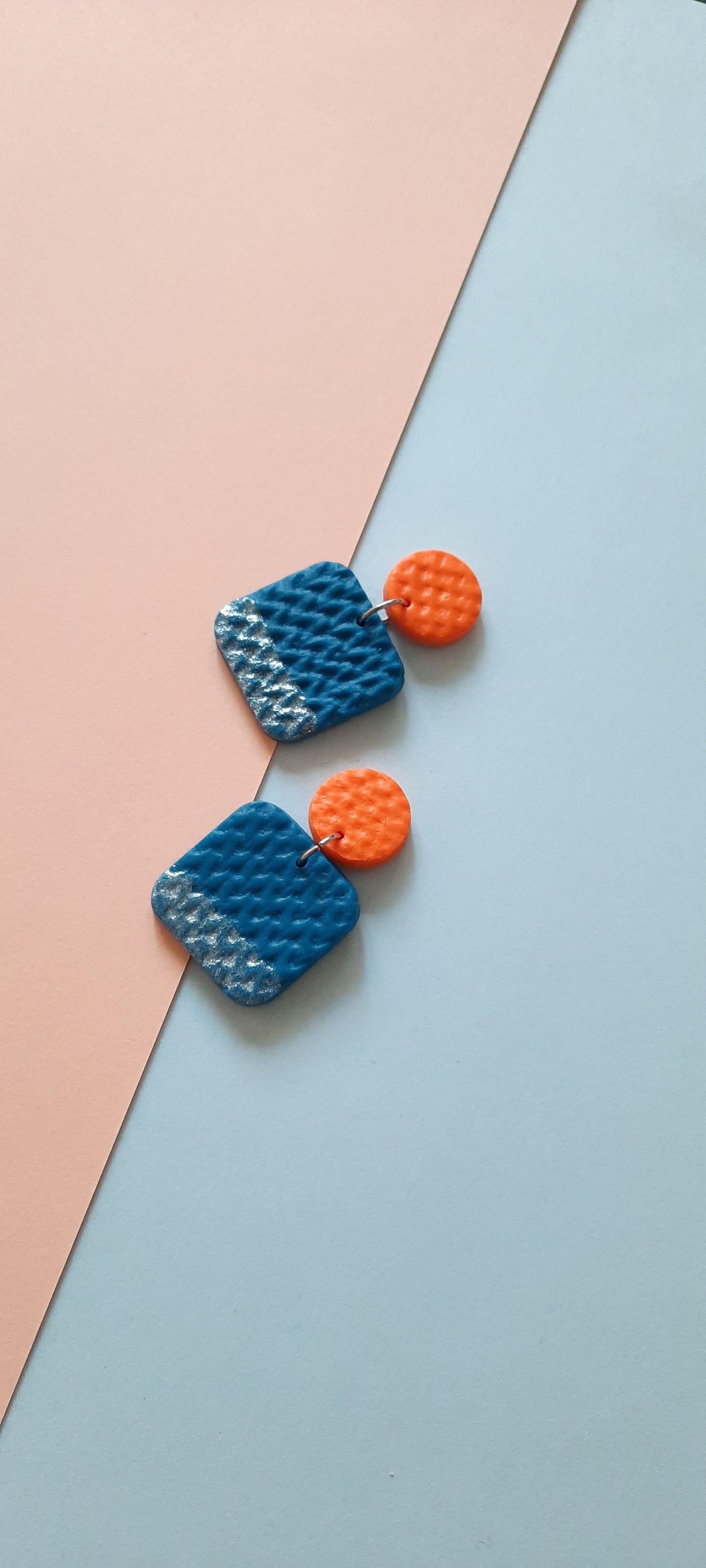 Sunset Spark Polymer Clay Earrings – Blue with Orange Tips & Silver Glitter