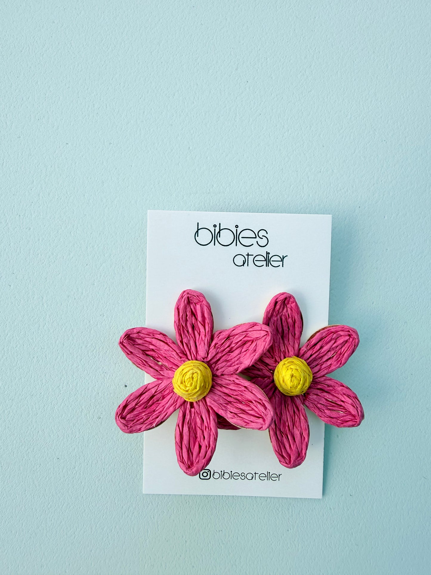 Raffia Flower Stud Earrings, Large Straw Floral Post Earrings, Handmade Statement Flower Studs, Colorful Summer Woven Jewelry